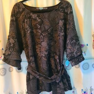 Eva Franco new top with tags. Black with gold shimmer flower print.